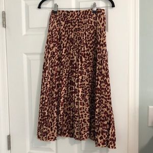 H&M pleated leopard print skirt